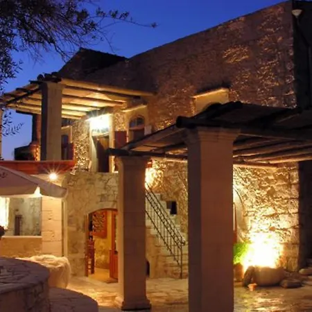 Kouriton House