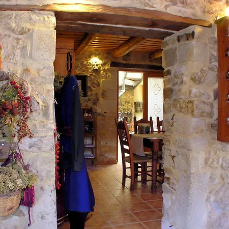 Kouriton House Séjour à la campagne
